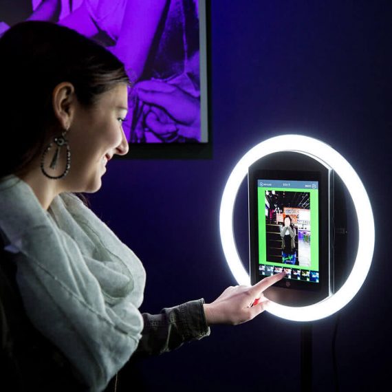 Mini Mirror iPad Photo Booth Price and Details 服務價錢及內容 iPhotoBooth